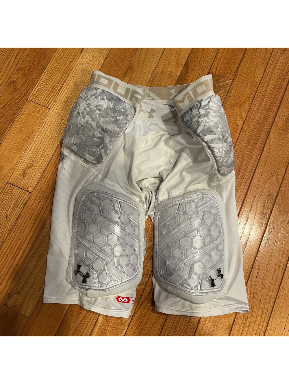 Under Armour HeatGear Compression Padded Shorts Large